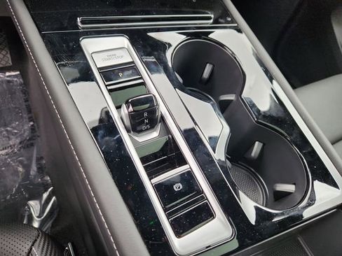 New 2026 Volkswagen Atlas Cross Sport SE image 13