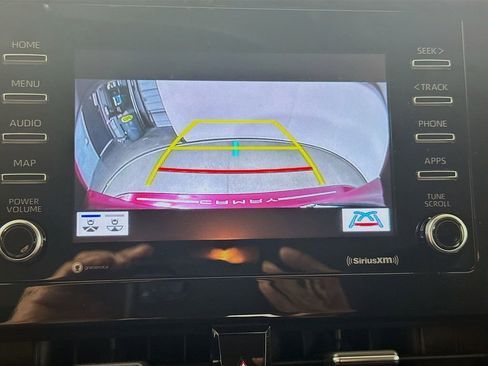 Used 2021 Toyota Camry LE w/ Convenience Package image 15