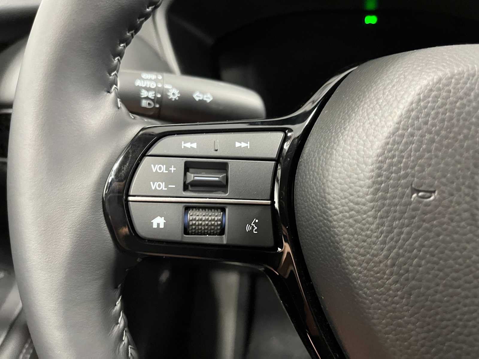New 2027 Honda HR-V EX-L image 17