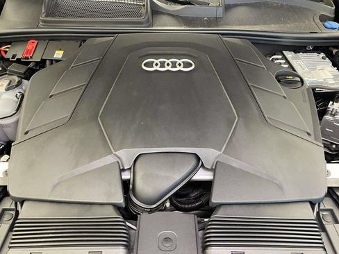 Certified 2025 Audi Q8 Premium w/ Black Optic Package AWD/4WD image 24