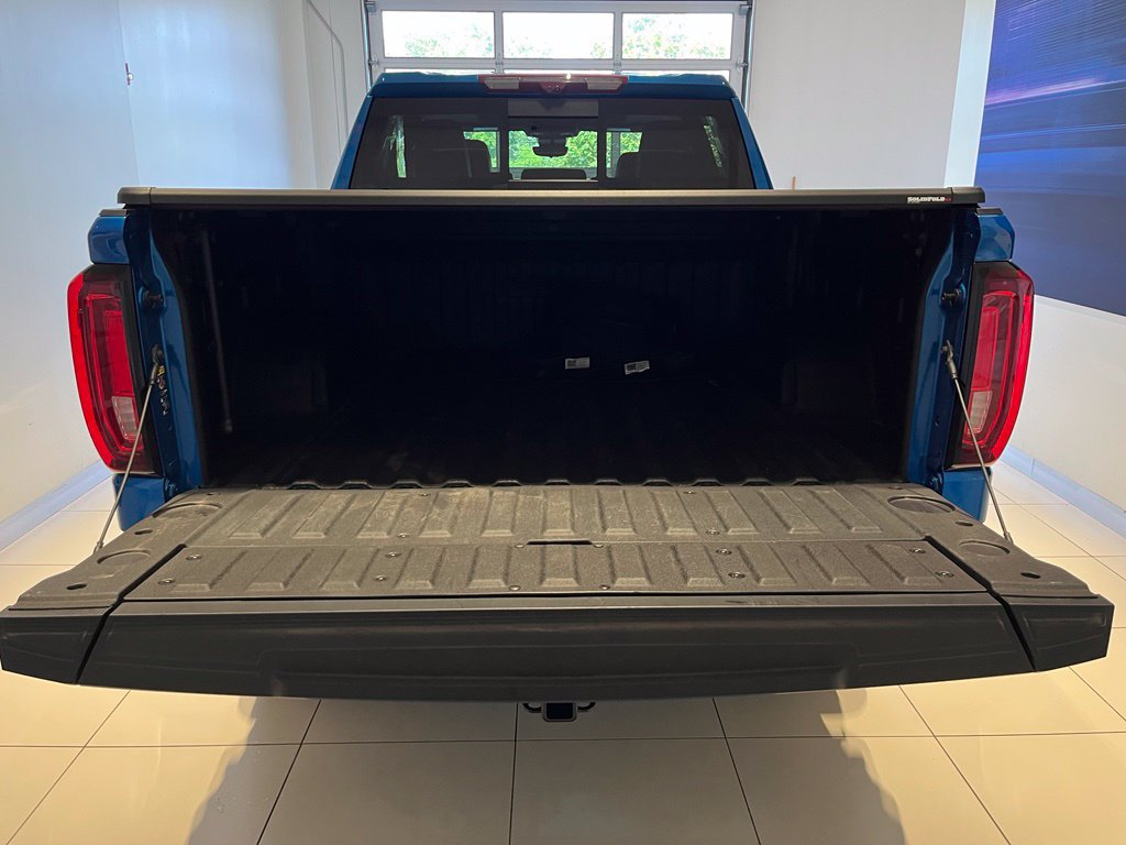 Used 2024 GMC Sierra 1500 AT4 w/ Technology Package AWD/4WD image 21