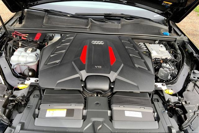 Used 2023 Audi SQ7 Premium Plus w/ Executive Package AWD/4WD image 10