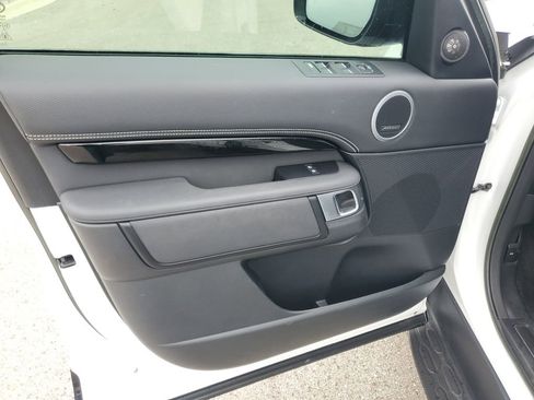 Certified 2023 Land Rover Discovery S R-Dynamic AWD/4WD image 8
