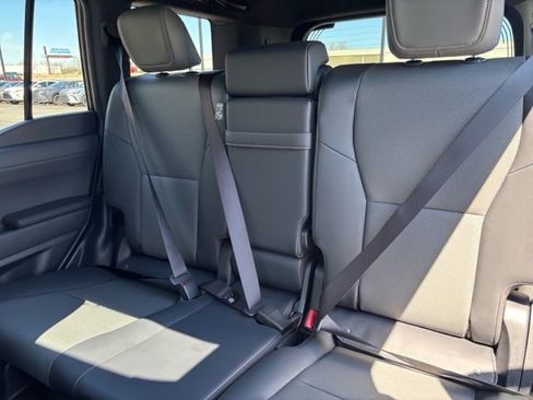 Used 2024 Lexus GX 550 w/ Accessory Package (Z1) image 24