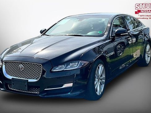 Used 2016 Jaguar XJ L Portfolio image 2