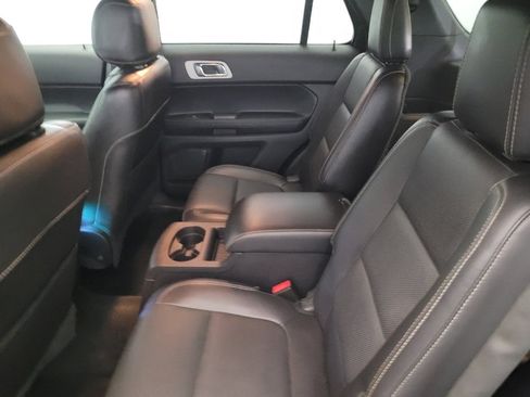 Used 2015 Ford Explorer Sport w/ Equipment Group 401A AWD/4WD image 18
