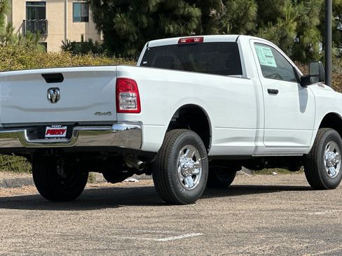 New 2024 RAM 2500 Tradesman w/ Chrome Appearance Group image 4