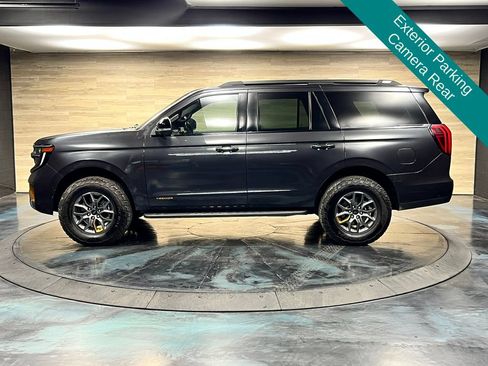Used 2025 Ford Expedition Tremor AWD/4WD image 14