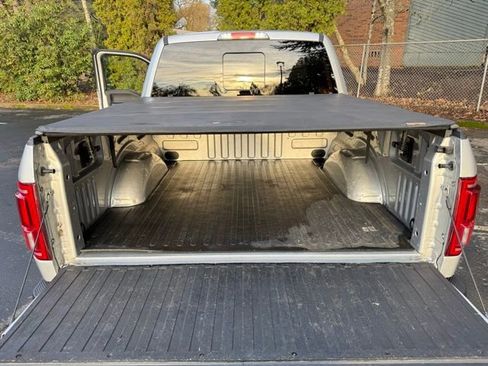 Used 2016 Ford F150 Lariat w/ Equipment Group 502A Luxury image 32