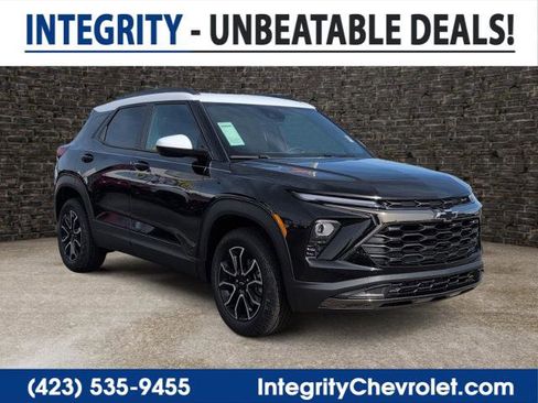 New 2026 Chevrolet TrailBlazer ACTIV w/ Driver Confidence Package AWD/4WD image 1