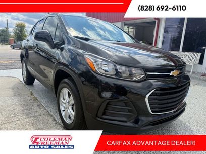 Used 2022 Chevrolet Trax LS w/ Tint and Cruise Package