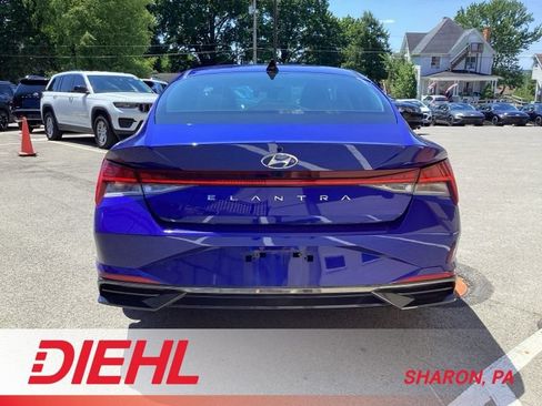 Used 2021 Hyundai Elantra SEL w/ Convenience + Premium Package FWD image 6