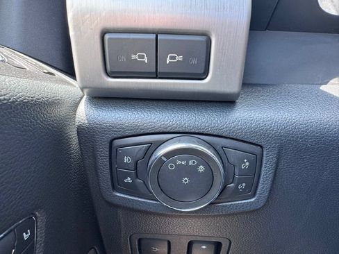 Used 2022 Ford F350 Platinum AWD/4WD image 36
