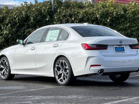 Used 2026 BMW 330i Sedan w/ Premium Package RWD image 3