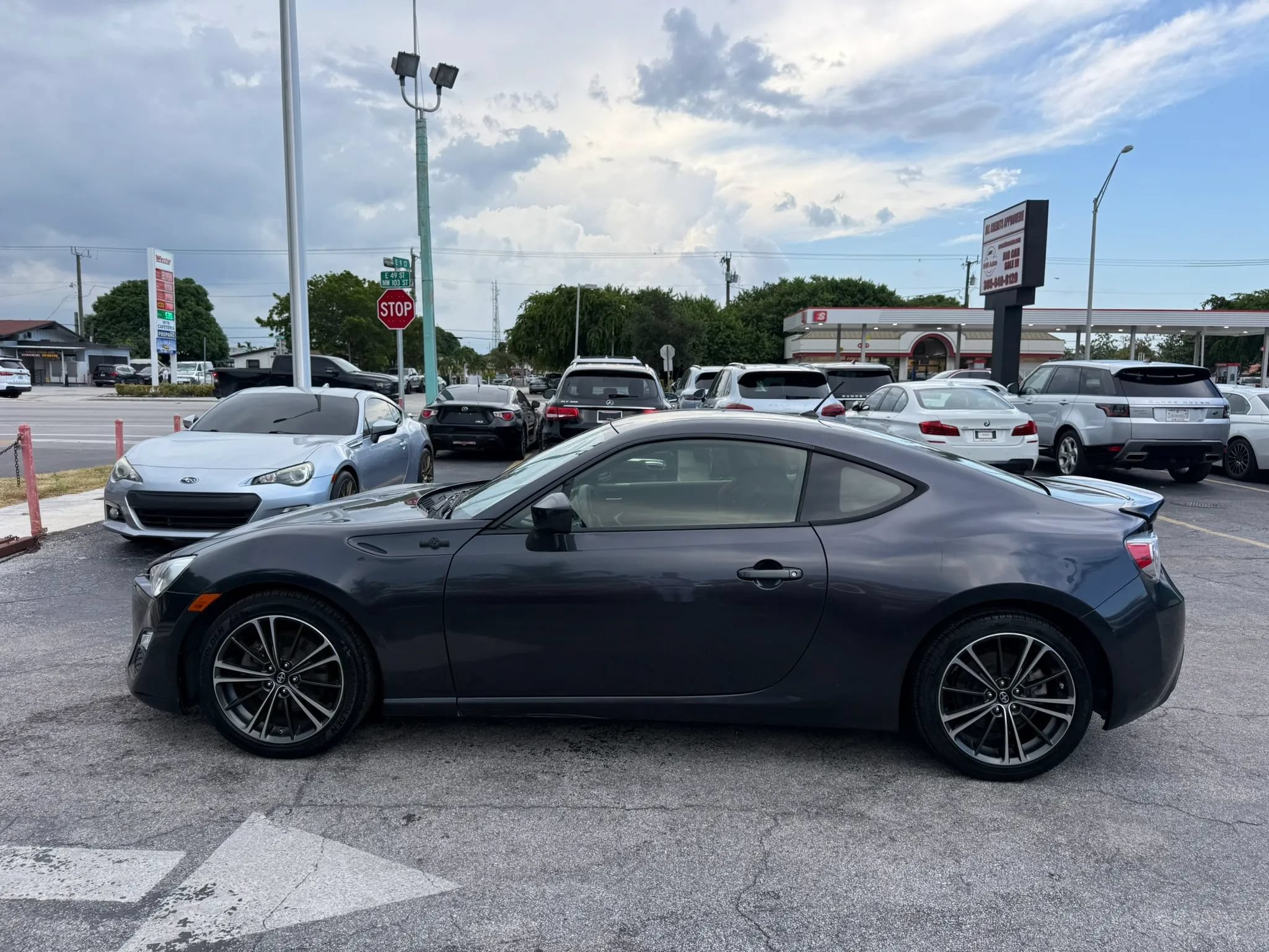 Used 2014 Scion FR-S RWD image 2