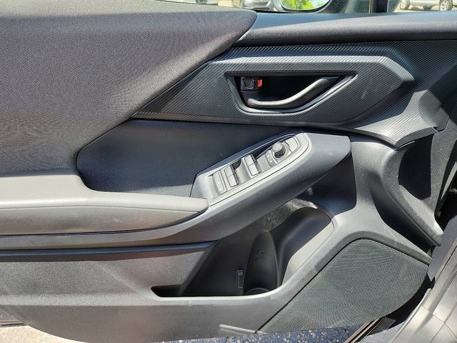 Certified 2025 Subaru Crosstrek 2.0i AWD/4WD image 14
