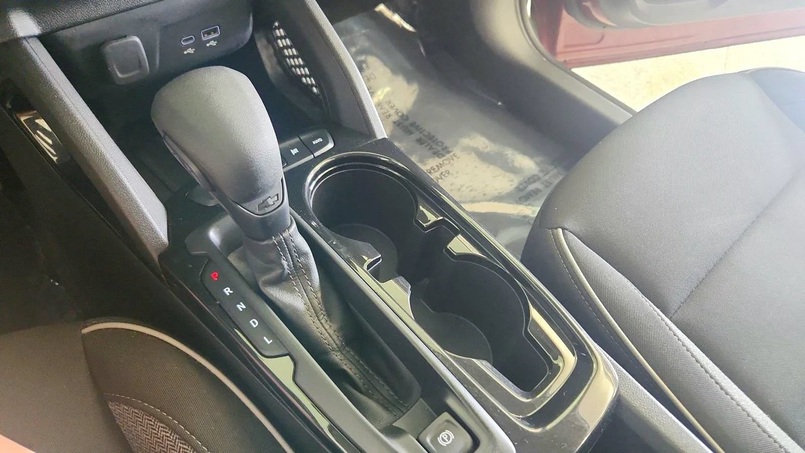 Used 2025 Chevrolet TrailBlazer LT AWD/4WD image 19