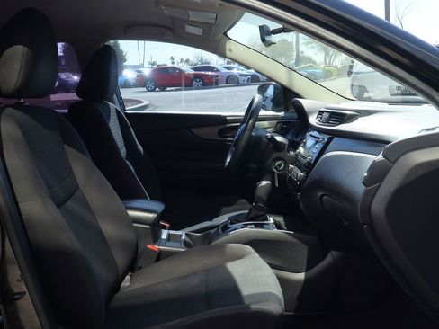 Used 2018 Nissan Rogue Sport S w/ S Appearance Package image 34