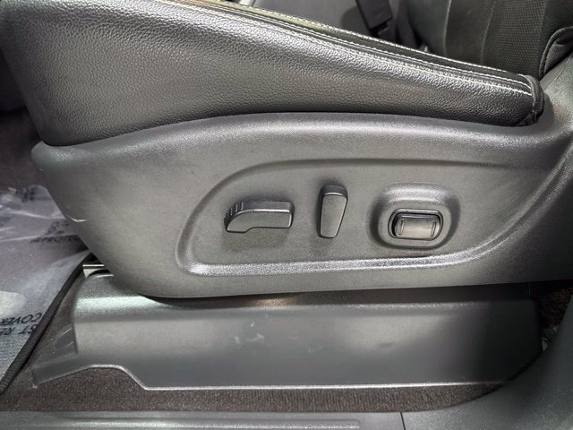 Used 2019 Nissan Titan PRO-4X AWD/4WD image 5