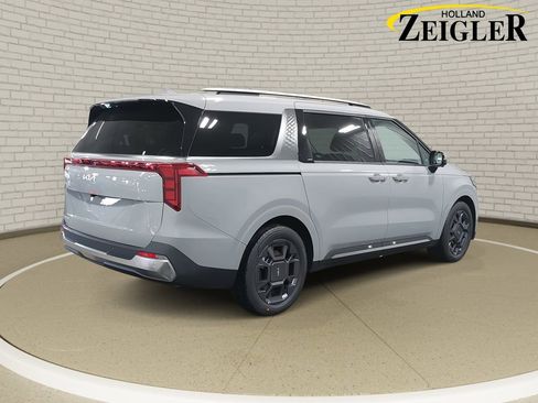 New 2026 Kia Carnival SX FWD image 5