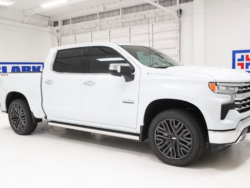 New 2026 Chevrolet Silverado 1500 LTZ w/ LTZ Premium Texas Edition AWD/4WD image 4