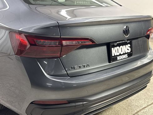 Used 2024 Volkswagen Jetta S image 30