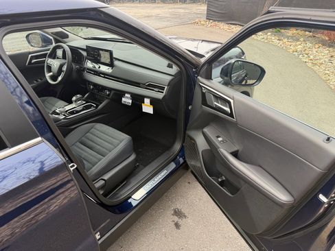 New 2026 Mitsubishi Outlander SE image 11