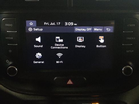Used 2022 Kia Soul LX FWD image 25