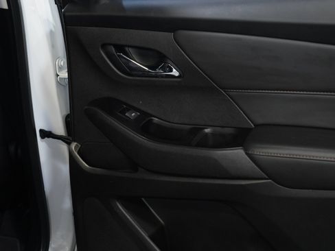 Used 2020 Chevrolet Traverse L FWD image 27