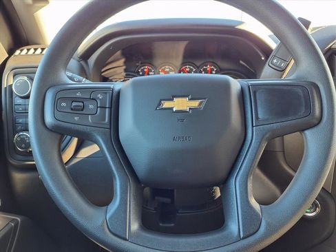 New 2026 Chevrolet Silverado 1500 W/T w/ WT Value Package AWD/4WD image 17