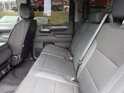 Used 2025 Chevrolet Silverado 1500 LT image 16