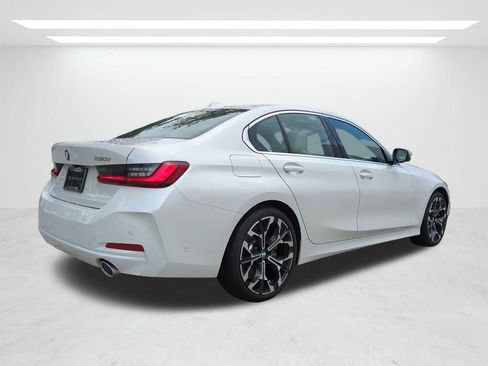 New 2025 BMW 330i Sedan w/ Premium Package RWD image 4