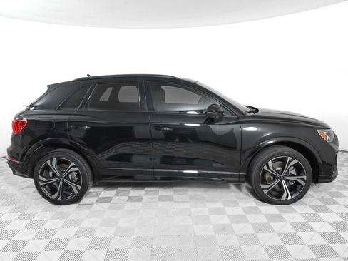 Used 2023 Audi Q3 2.0T Premium Plus w/ Premium Plus Package AWD/4WD image 3