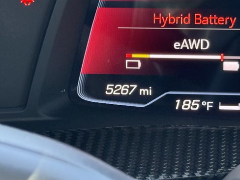 Used 2025 Chevrolet Corvette E-Ray AWD/4WD image 21