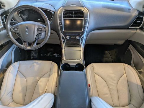 Used 2016 Lincoln MKX Reserve w/ Luxury Package image 14