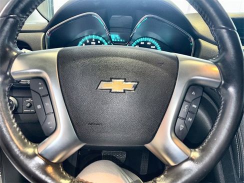 Used 2017 Chevrolet Traverse LT image 14