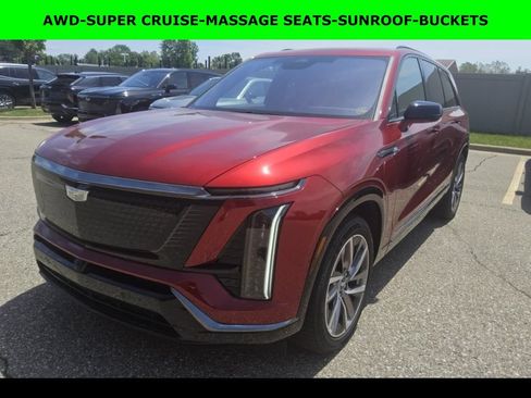 Used 2026 Cadillac Vistiq Sport w/ LPO, Floor Liner Package AWD/4WD image 1