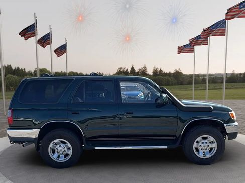 Used 1998 Toyota 4Runner SR5 w/ Preferred Equipment Group 1 AWD/4WD image 8