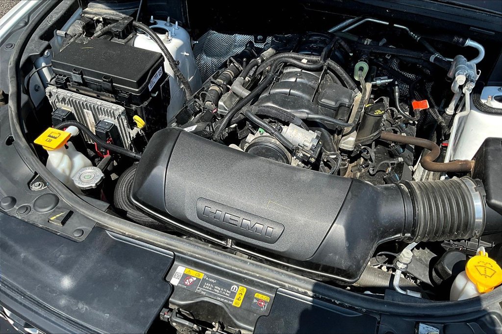 Used 2025 Dodge Durango R/T AWD/4WD image 34