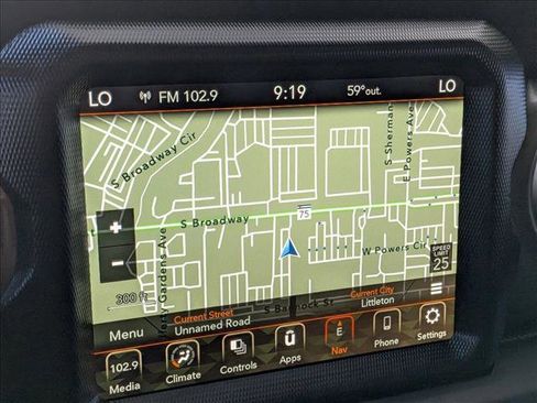 Used 2023 Jeep Wrangler Unlimited Rubicon 4xe AWD/4WD image 13