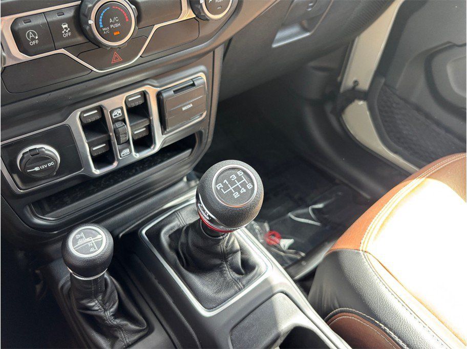 Used 2020 Jeep Gladiator Sport w/ Quick Order Package 23S AWD/4WD image 28