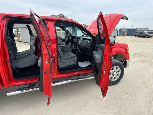 Used 2012 Ford F150 XLT w/ XLT Chrome Pkg image 12