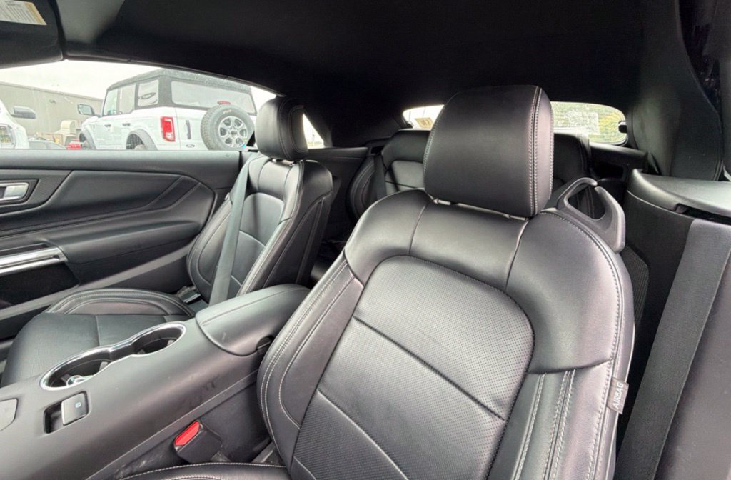 Used 2025 Ford Mustang Premium RWD image 20