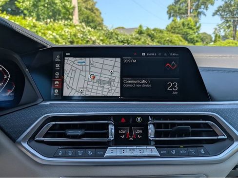 Used 2022 BMW X5 M50i w/ Executive Package AWD/4WD image 28