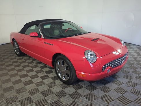 Used 2002 Ford Thunderbird image 2