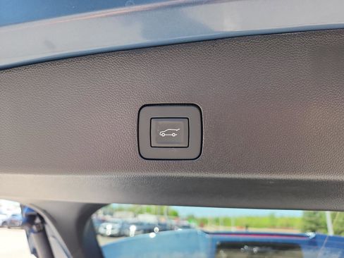 New 2026 Buick Encore GX Avenir w/ Avenir Technology Package AWD/4WD image 10