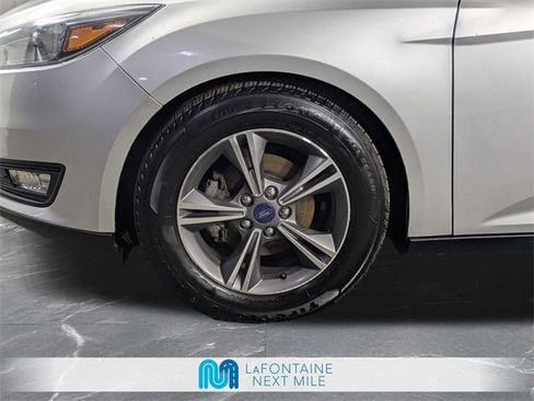 Used 2017 Ford Focus SE image 31