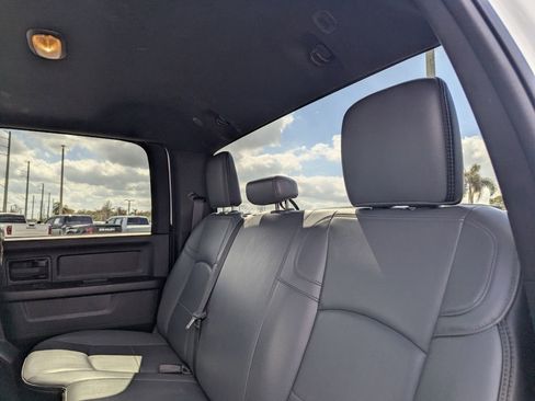 Used 2024 RAM 2500 Tradesman w/ Chrome Appearance Group AWD/4WD image 16