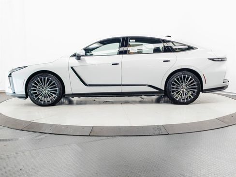 New 2026 Lexus ES 350e FWD image 8