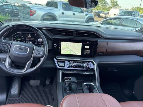 Used 2025 GMC Sierra 1500 Denali Ultimate AWD/4WD image 12